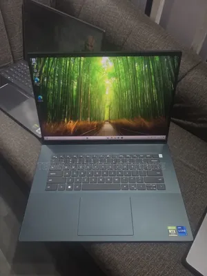 Laptop Dell Inspiron 16 Plus 7640 16GB Intel Core i7 SSD 512GB