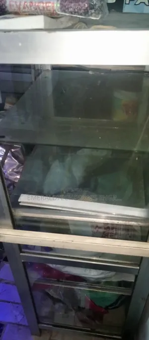 Used Show Glass for Sale