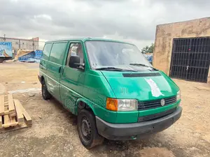 Volkswagen Transporter 2002 Green