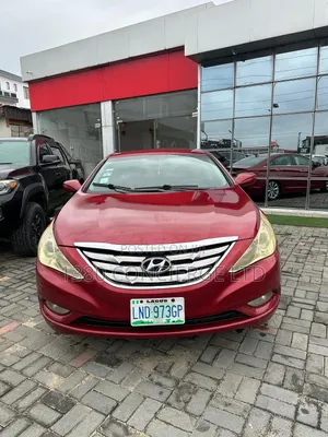 Hyundai Sonata 2012 Red
