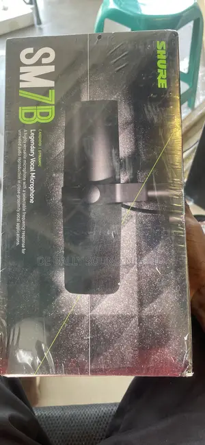 Shure Sm7b Cardioid Dynamic Vocal Microphone