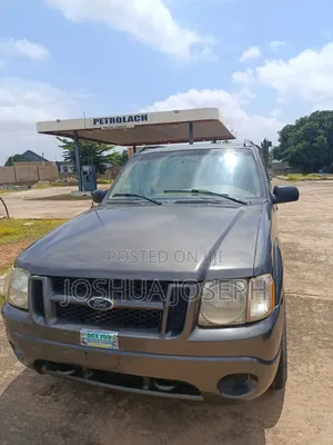 Ford Explorer Trac With Sound Engine