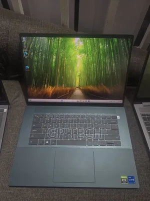 Laptop Dell Inspiron 16 Plus 7620 16GB Intel Core i7 SSD 512GB