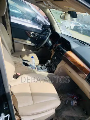 Mercedes-Benz GLK-Class 2010 Green