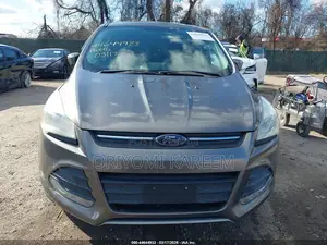 Ford Focus S Sedan FWD (2.0L 4cyl 5M) 2013 Gray
