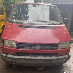Volkswagen Transporter 1982 Red