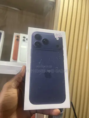 New Apple iPhone 17 Pro Max 256 GB Blue