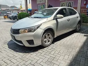Toyota Corolla 2014 Silver
