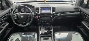 Honda Pilot Elite 4dr AWD (3.5L 6cyl 9A) 2016 Gray