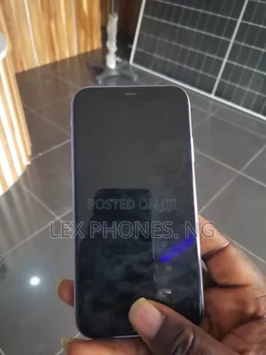 Apple iPhone 11 64 GB Purple