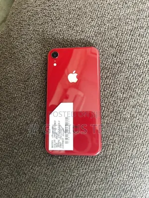 Apple iPhone XR 64 GB Red