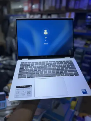 New Laptop HP OmniBook 5 Flip 16GB Intel Core i7 SSD 512GB