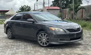 Toyota Camry SE V6 4dr Sedan (3.5L 6cyl 6AM) 2008 Gray