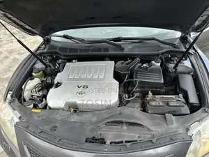 Toyota Camry SE V6 4dr Sedan (3.5L 6cyl 6AM) 2008 Gray
