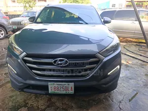 Hyundai Tucson 2017 Gray
