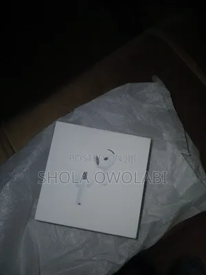Apple Airpod 4
