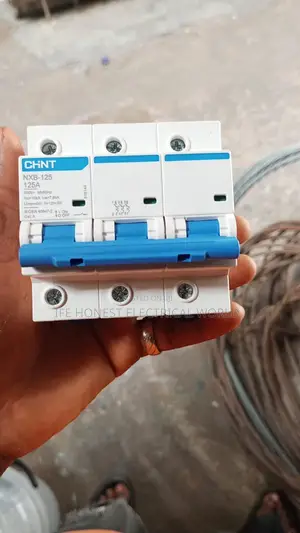 125 CHNT Circuit Breaker