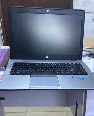 Laptop HP EliteBook 840 G2 8GB Intel Core i5 HDD 500GB