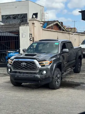 Toyota Tacoma 4dr Double Cab 2016 Gray