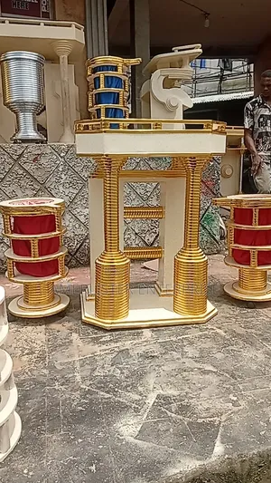 Brand New Pulpit With 2 Offering Basket