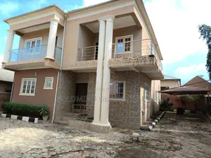 4bdrm Duplex in Fha Lugbe for sale