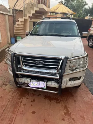 Ford Explorer 2008 White