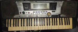 Yamaha Psr 550