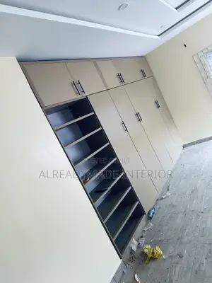 Standard Master Wardrobe {Hdf}