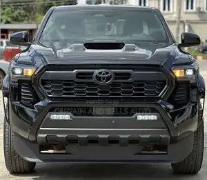 Toyota Tacoma TRD Sport Double Cab 4WD 5.0 ft. SB (Hybrid) 2025 Black