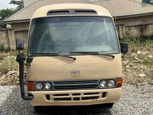 Toyota Coaster 2010 Gold