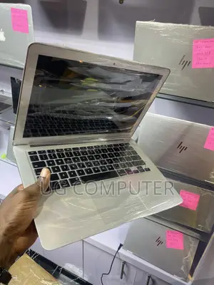 New Laptop Apple MacBook Air 2015 8GB Intel Core i5 SSD 128GB