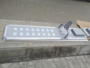 150w Industrial Solar Street Light – Ip66 Heavy Duty Waterproof