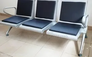Airport Waiting Set for Visitors