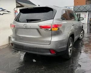 Toyota Highlander 2016 Gray