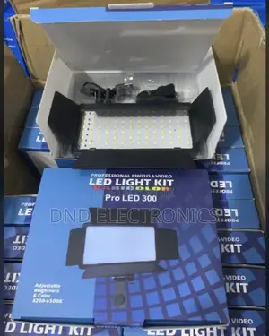 Professional Bi-Color Led 300