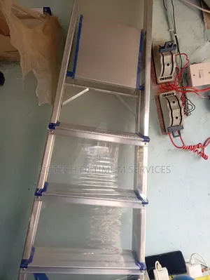 Lauder Aluminum
