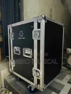 16 Unit Amplifier Rack