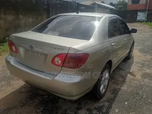 Toyota Corolla 2004 Silver