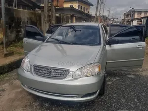 Toyota Corolla 2004 Silver