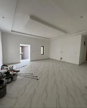 3bdrm Block of Flats in Galadimawa for sale