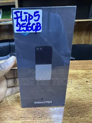 New Samsung Galaxy Z Flip 5 256 GB Black