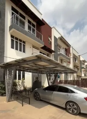 Furnished 6bdrm House in Dantata Estate, Bunkoro for sale