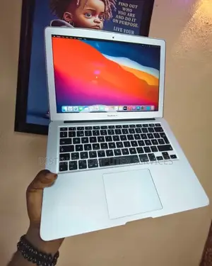 Laptop Apple MacBook Air 2015 8GB Intel Core i5 SSD 128GB