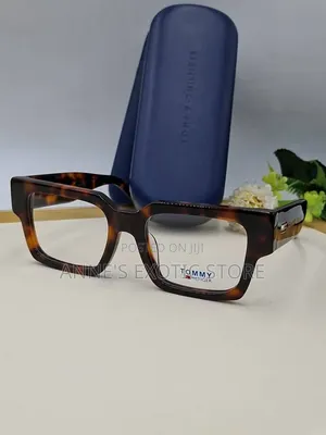 Tommy Hilfiger Unisex Rectangular Eyeglass Frame – Tortoiseshell