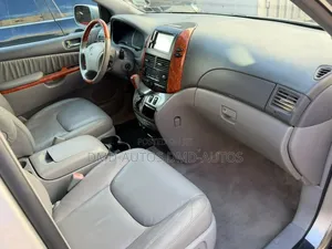 Toyota Sienna 2009