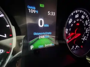 Toyota RAV4 XLE Premium AWD 2020 White