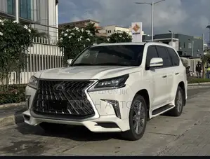 Lexus LX 2016 White