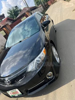 Toyota Camry 2013 Silver