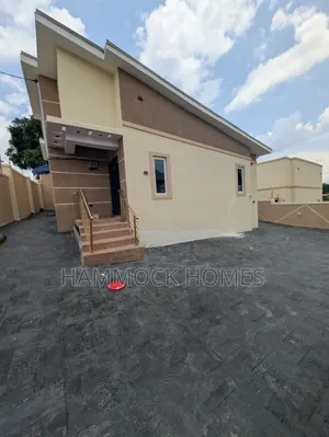 3bdrm Bungalow in Unity Estate, Iwo Road for sale