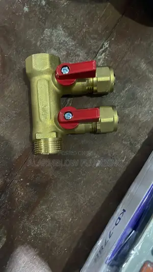 2way Brass Manifold Designed for Water Distribution,